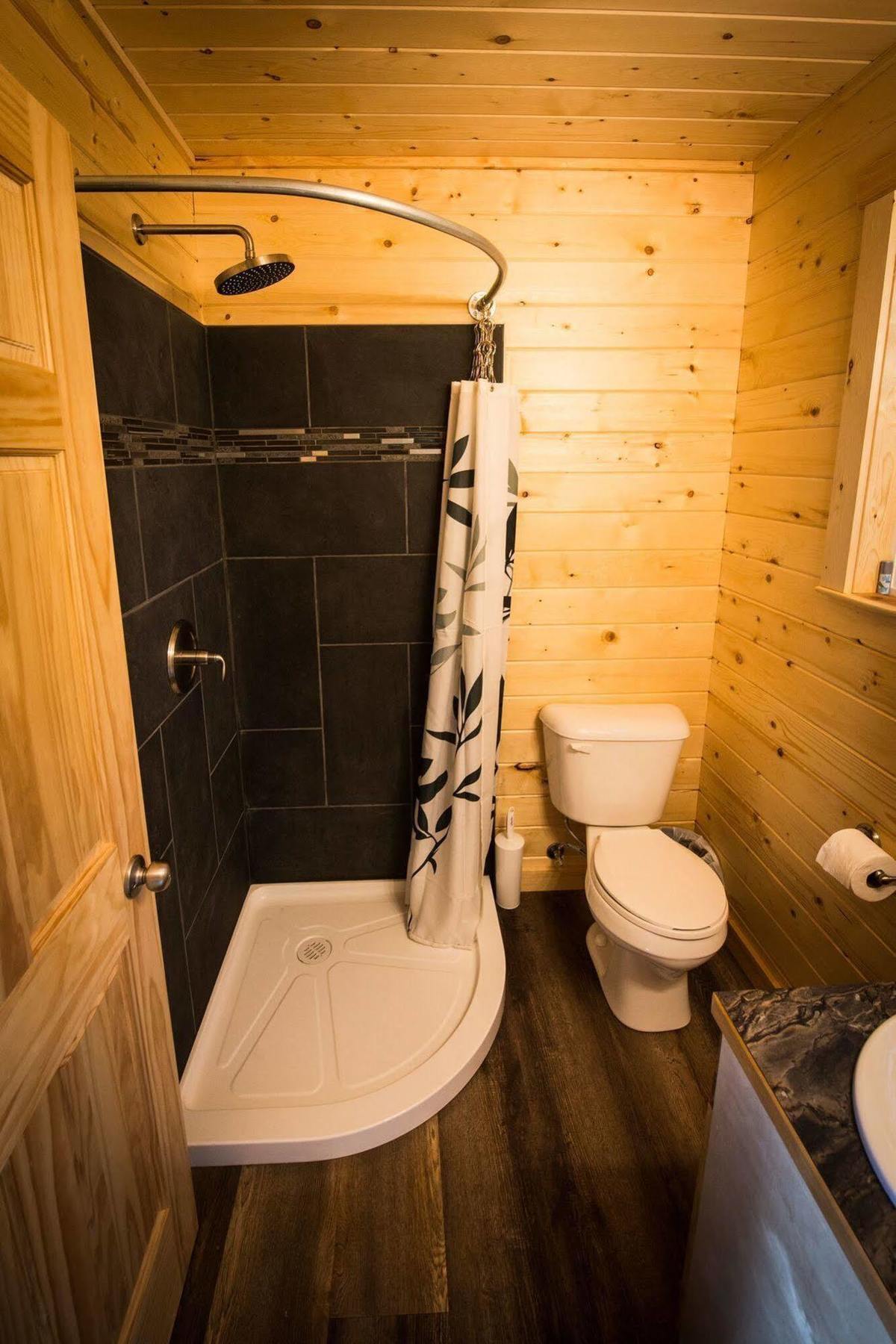 Hidden Acres Farm And Treehouse Resort テラス エクステリア 写真