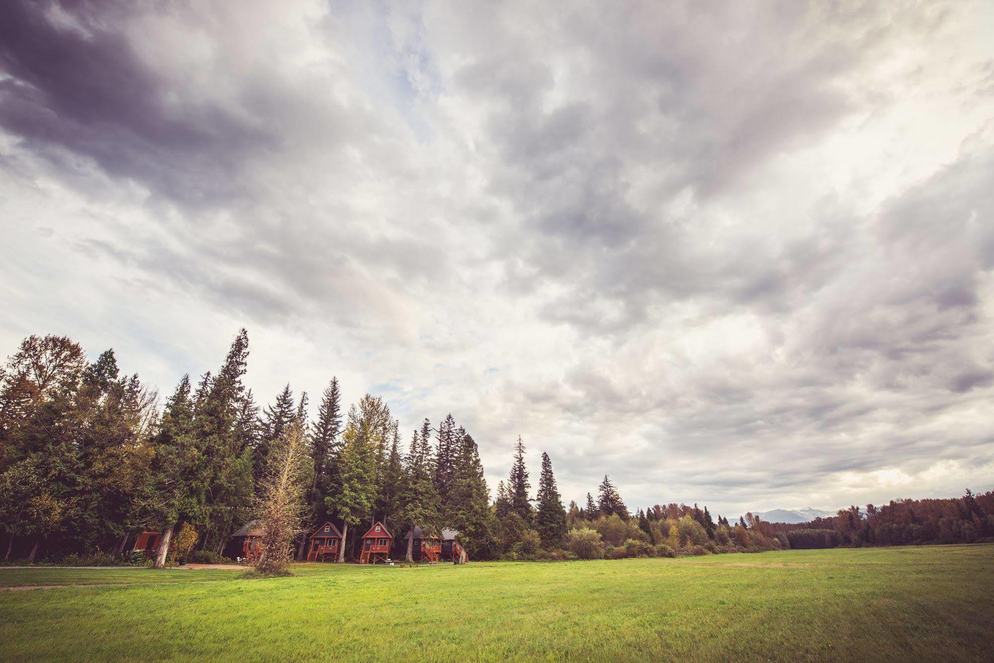 Hidden Acres Farm And Treehouse Resort テラス エクステリア 写真