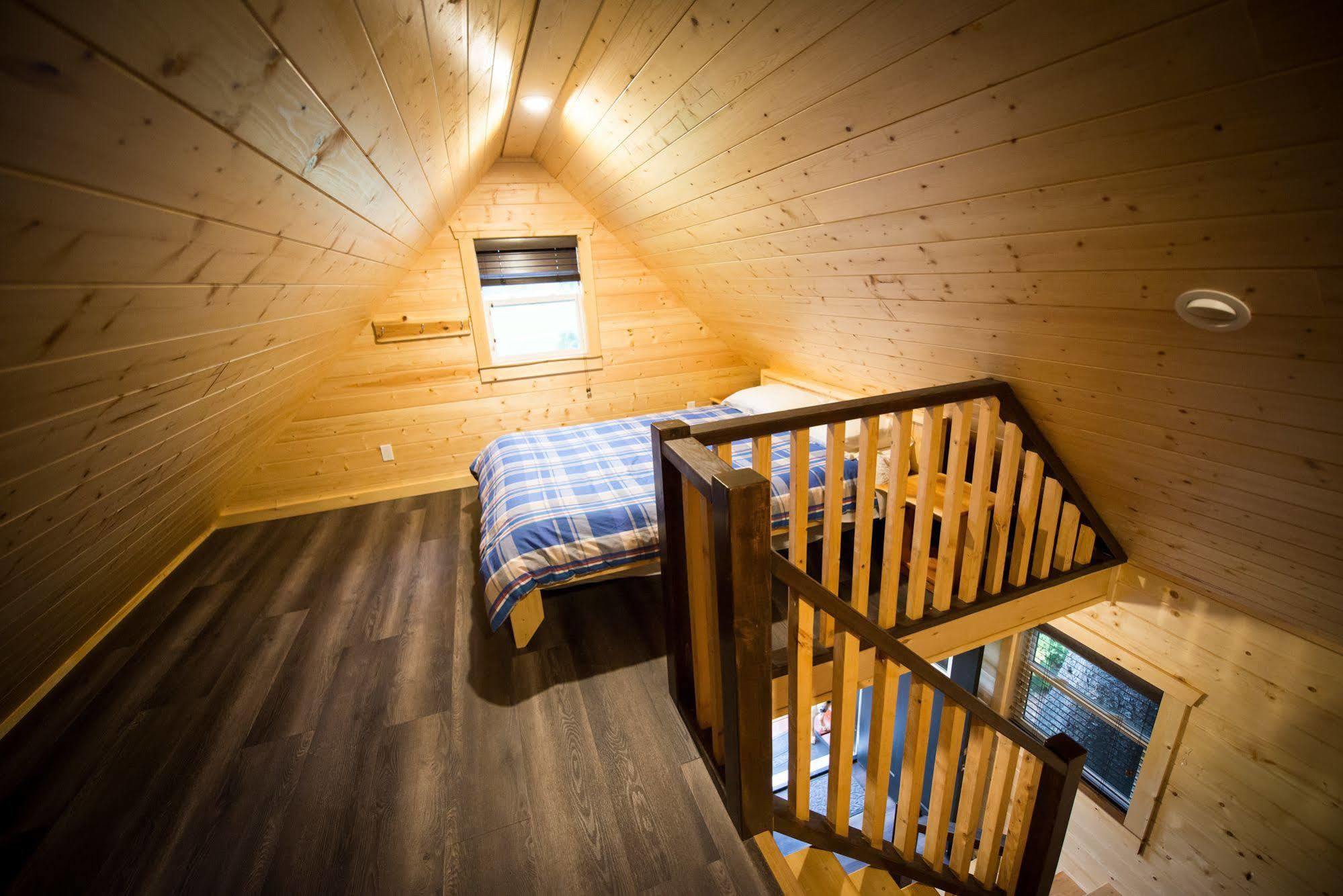 Hidden Acres Farm And Treehouse Resort テラス エクステリア 写真